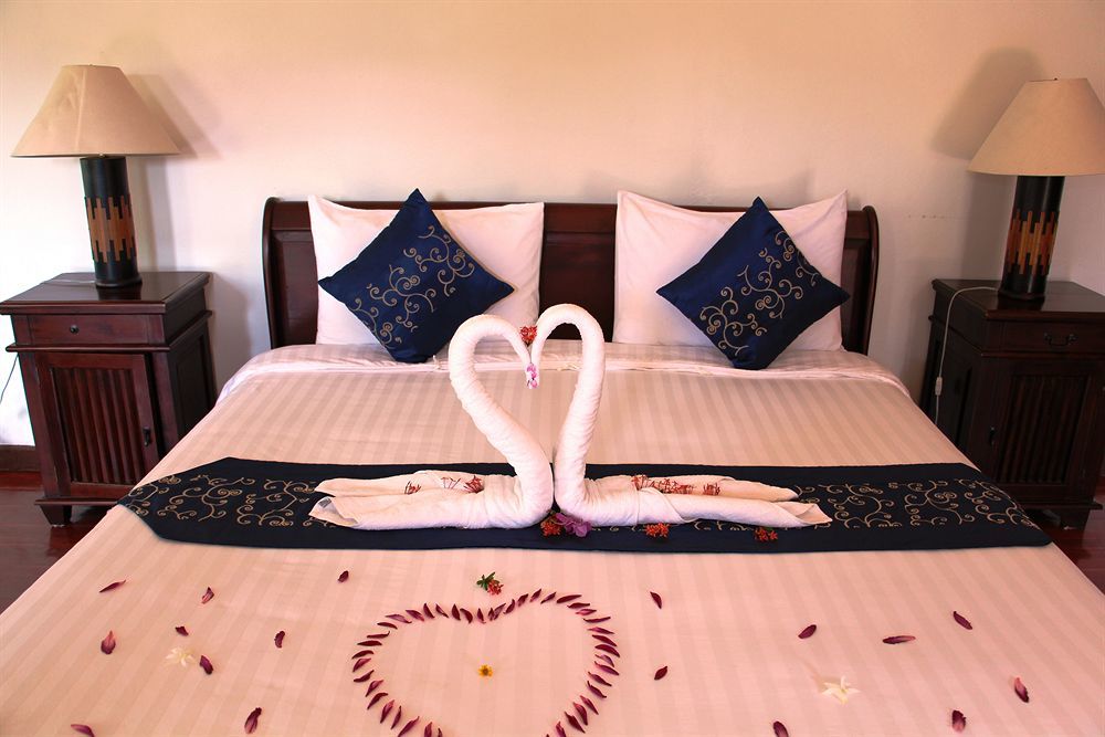 กุญชระบุรี รีสอร์ต - เกาะช้าง Hotel ภายนอก รูปภาพ